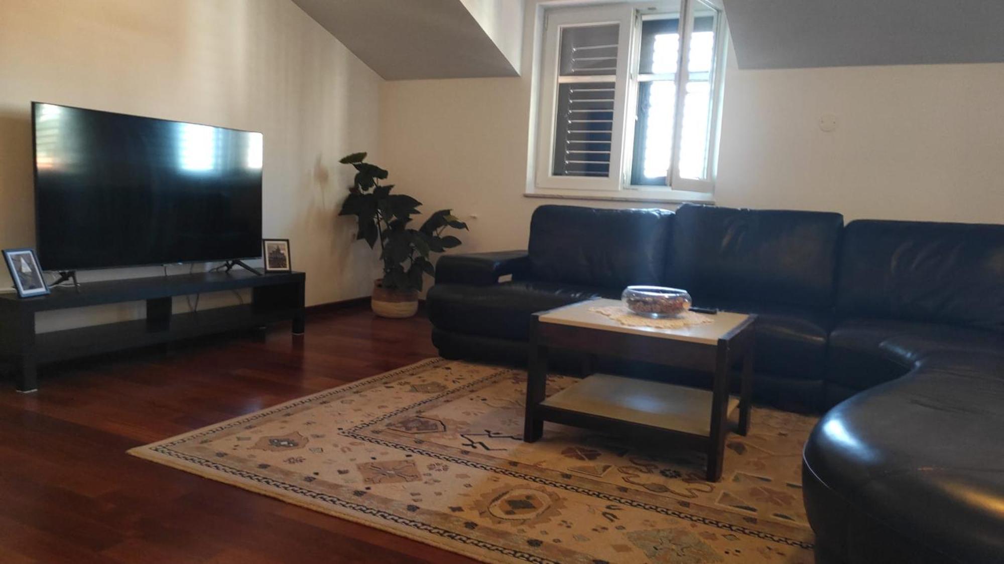Luxury City Centre Apartment With Stunning View オミシュ エクステリア 写真